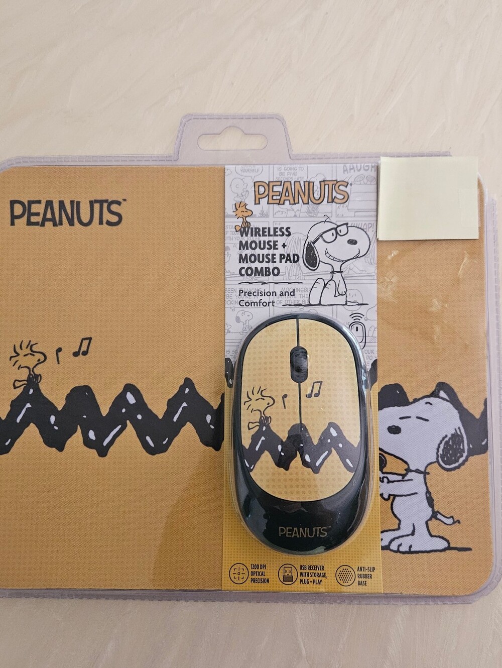 Peanuts Snoopy Wireless Mouse & Mouse Pad combo - Brand New Sealed